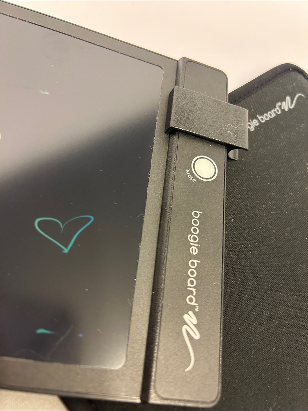 Boogie Board Jot LCD writing tablet - Picture 2 of 5
